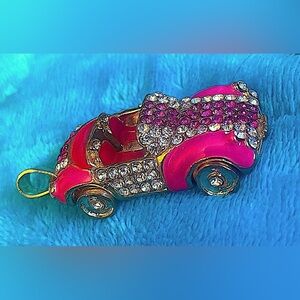 clear&pink crystal miniature car charm necklace GT wheels turn long pink chain